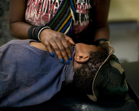 Photo Story Cycles Of Abuse And Gender Based Violence Revealed In Papua New Guinea Msf