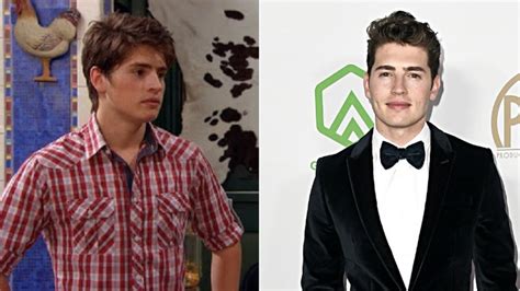 what happened to the cast of wizards of waverly place grinder 2023