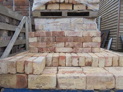 Reclaimed Wire Cut Red Bricks Authentic Reclamation
