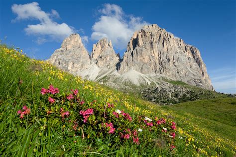 Val Di Fassa Fine Estate Dolomites Hotel Valacia