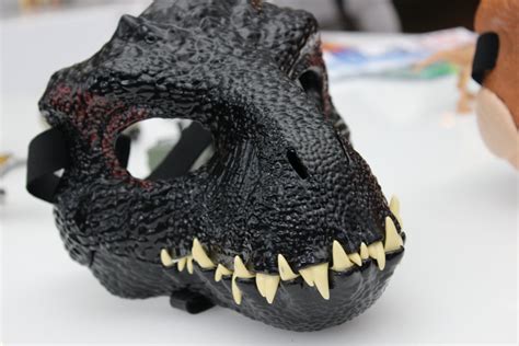 Hands On With The First Mattel Jurassic World Fallen Kingdom Toys Jurassic Outpost