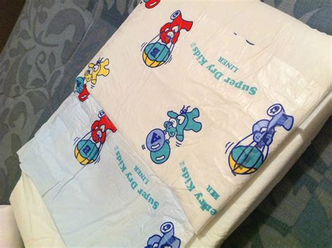 10 Diapers Vintage Pampers Replicas Medium Or Large Plastic