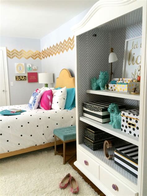 51 ways to take your bedroom from dreary to dazzling. Black, White and Chic all over: Teen Bedroom Makeover