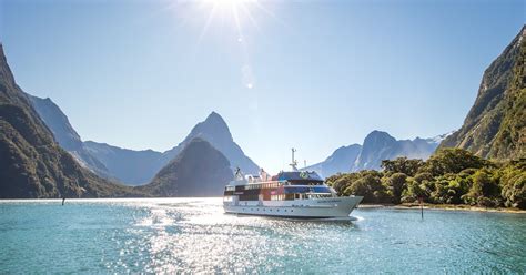 Milford Sound Tours And Cruises Realnz