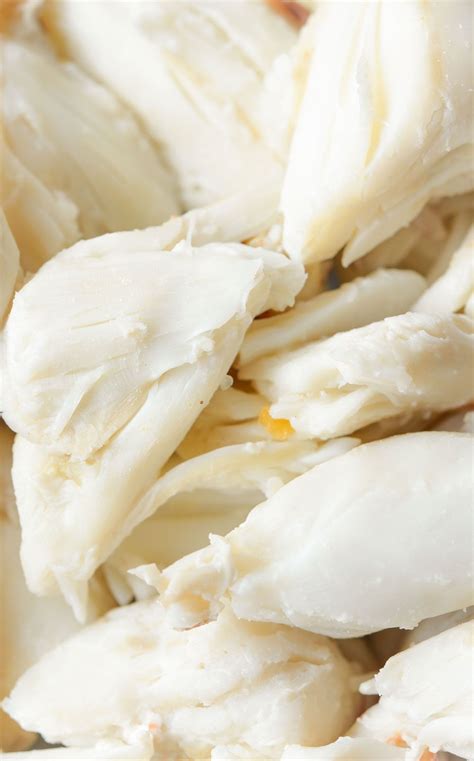 Stir together mayonnaise, butter, worcestershire, and egg product until smooth. Fresh White Lump Crab Meat | Maryland Crab Meat Shipped ...