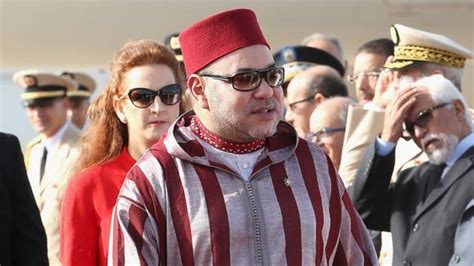 ملك المغرب محمد السادس يعفي وزراء من مناصبهم لـ إخفاقهم في تنمية منطقة الريف bbc news عربي