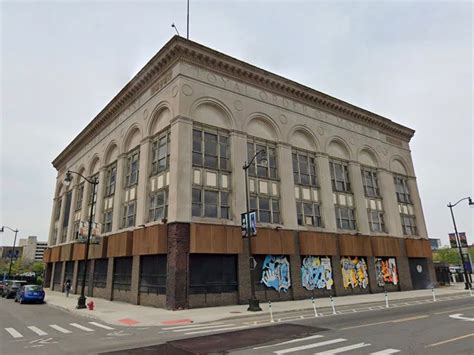 16 Abandoned Buildings In Detroit That Need To Be Redeveloped Curbed