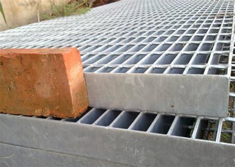 Thickness Than 6mm Heavy Duty Steel Grating Galvanized Bar Grating