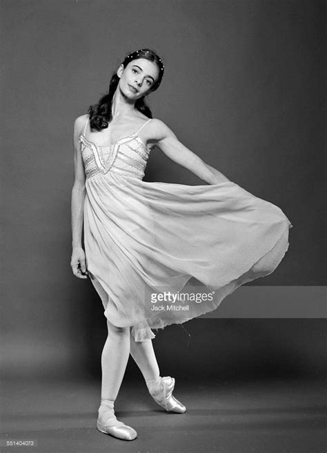 Abt Dancer Alessandra Ferri In Kenneth Macmillans Manon In 1993 Ballet Beautie Sur Les