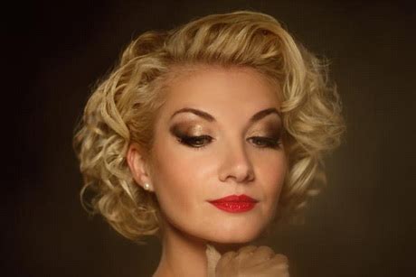 The medium bob hairstyle exudes casual, casual feminine charm. Classic curly hairstyles