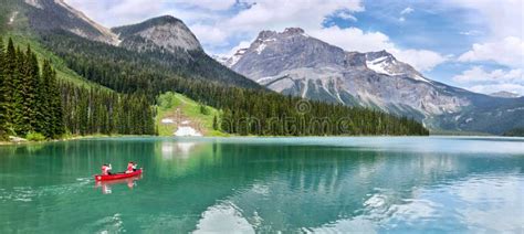 Lago Emerald Parque Nacional Yoho Columbia Británica Canadá Agua