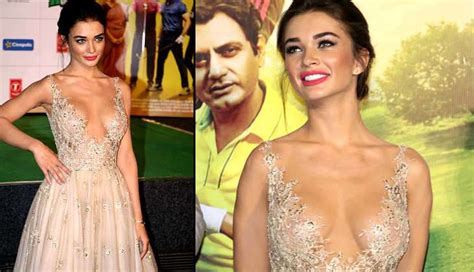 Amy Jackson With Paolo Sebastian Dress Makes Her Look Hot But It Is Too Ott For A Trailer Launch