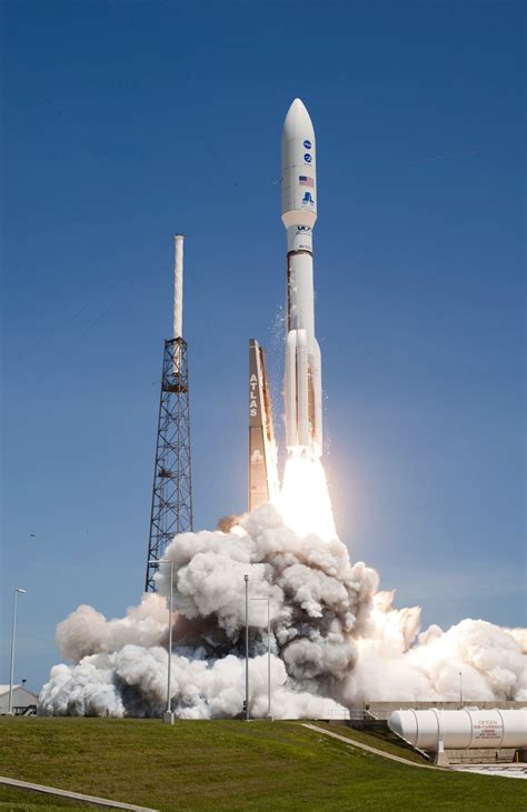 Fileatlas V 551 Launch With Juno Wikimedia Commons