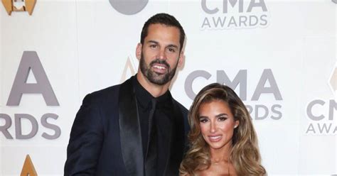 Jessie James Decker Jokes About Photoshopping Husband Eric Deckers Body After Backlash Over Her