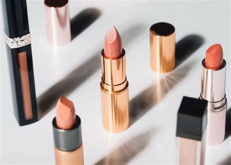 5 Rekomendasi Lipstik Nude Lokal Di Bawah 50 Ribu