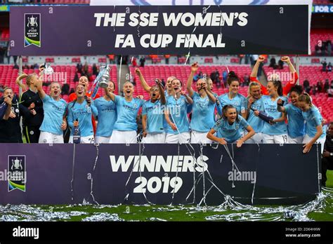 Manchester City Women Celebrate Winning The Women S Fa Cup Final Stock Photo Alamy