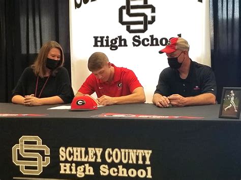 Schley County Baseball Standout Dylan Taylor Signs With Uga Americus