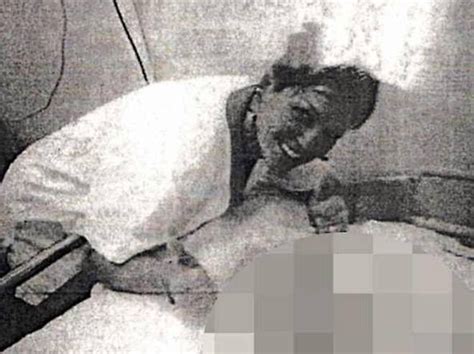 Quello del cosiddetto mostro di firenze fu il primo caso di omicidi seriali in italia riconosciuto come tale. Shock in Italy with the nurse's selfie with a dead patient ...