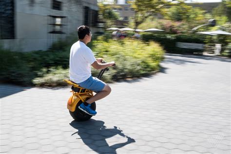 Riding The Uno Bolt A Weird And Wonderful Self Balancing Unicycle