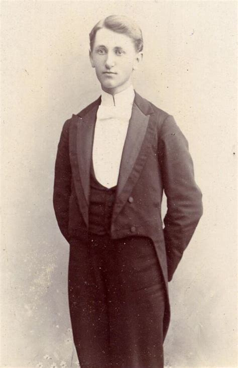 Victorian Butler In Service Victorian Gentleman 1890s Fashion