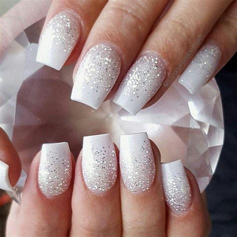 20 nails in white gel a range of ideas to adopt a very chic nail art women style tips 1 white