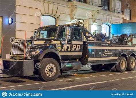 New York Police Department Heavy Duty Tow Truck Parked In Midtown