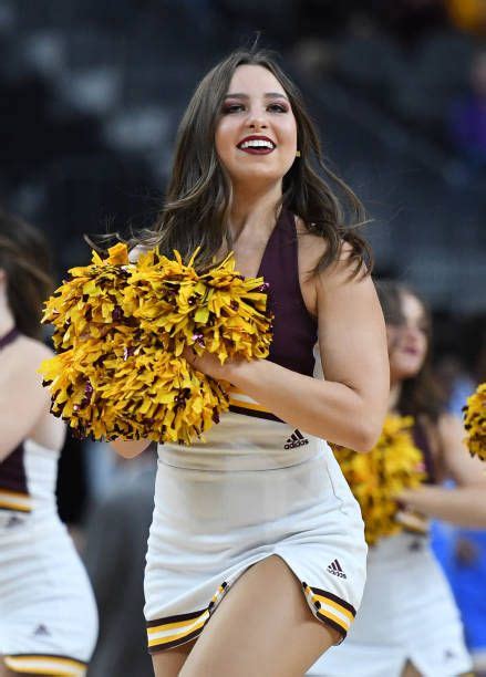 1166 Ucla Cheerleaders Photos And Premium High Res Pictures Getty Images Cheerleading