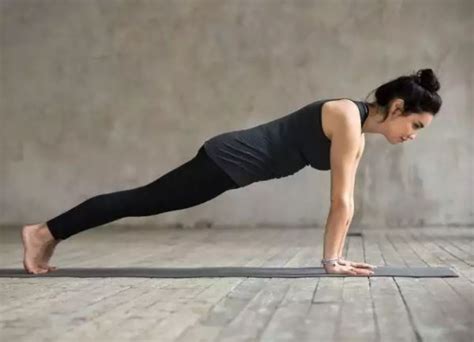 7 Easy Plank Exercises You Can Do At Home Fakaza News