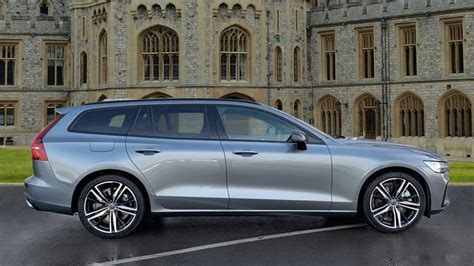 Request a dealer quote or view used cars at msn autos. Volvo V60 II T8 (299bhp) Twin Engine AWD R-Design Plus ...