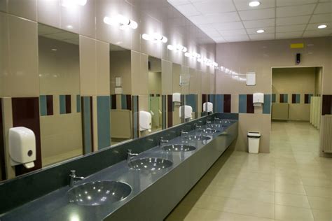 Tips To Tackle College Bathroom Remodels