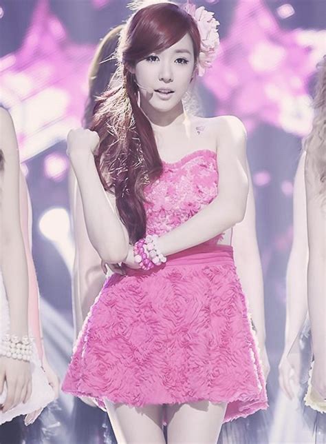 「snsd Tiffany」おしゃれまとめの人気アイデア｜pinterest｜celine Chong 少女時代 ティファニー 少女時代 ティパニ