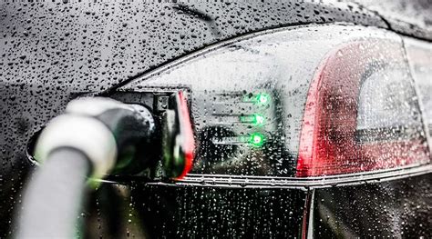 Charge A Tesla In The Rain Best Helpful Guide And Tips