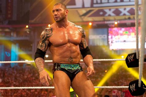 Dave bautista plays one of the funniest characters in the mcu, so it's no surprise that this former wwe wrestler has tons of. WWE: Dave 'Batista' Bautista Gets His First MMA Win ...