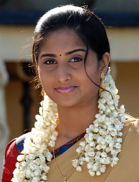 Actress Film Picture Actress Shalini Photo Gallery