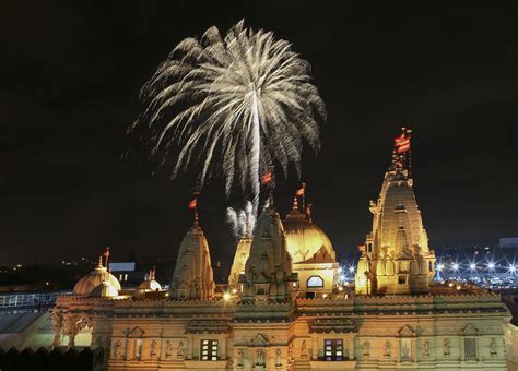 Diwali, the festival of lights, shines through Zoom - Religion Media Centre