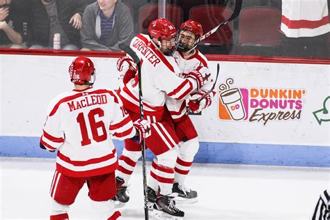 Showdown Tonight Its Terriers Vs Eagles In Hockey East Semifinals
