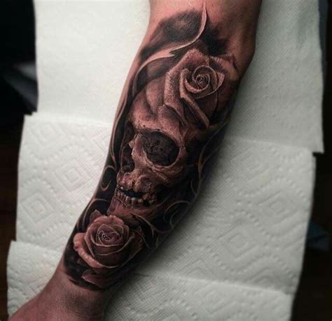 If you are thinking about getting a skull tattoo design you only need to look online to see many very fine examples of skull tattoo pictures, skull tattoo images and skull tattoo body. Pin by Erin Bessey on skull love | Skull rose tattoos ...