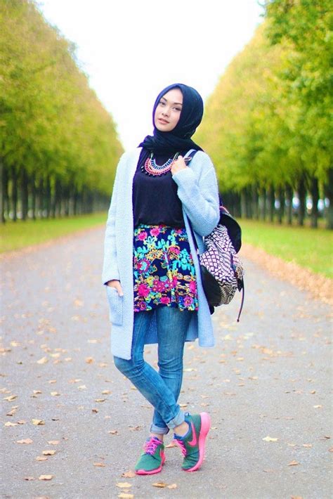 Latest Women Casual Hijab Styles With Jeans Trends 2019