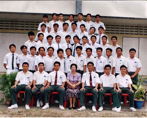 Wong, chin & cheah, advocates & solicitors. Sam Tet's 5Sc3 Class of 2001