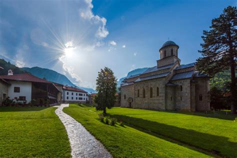 Misteriozna Freska U Manastiru Na Kosovu I Metohiji Da Li Ona Krije