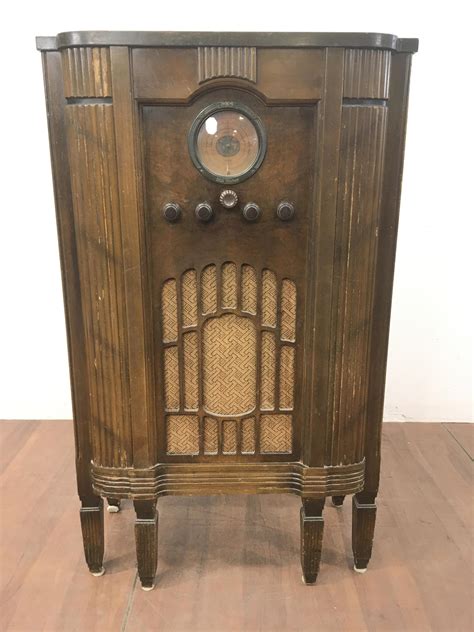 Lot Vintage Rca Victor Art Deco Floor Radio Cabinet