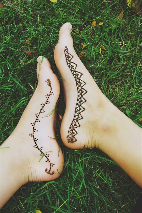 Easy Foot Henna Tattoo Designs