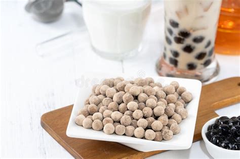 Bubble Milk Tea With Tapioca Pearl Topping Famous Taiwanese