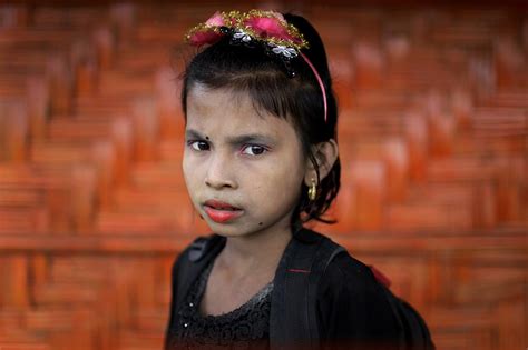 Ap Photos Rohingya Girls Find Joy In Elaborate Makeup Seattle Wa
