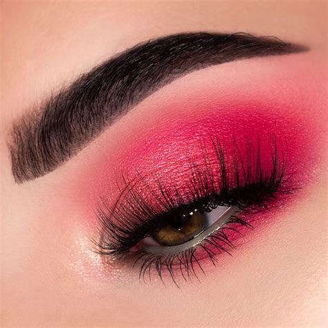 Vibrant Pink Eyeshadow Pink Eye Makeup Pink Makeup Makeup Eyeliner