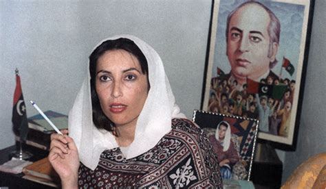 Benazir Bhutto 54 Lived In Eye Of Pakistan Storm The New York Times
