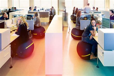 If you have been thinking of alternative and creative ways to motivate your work environment try these recommendations and find the best deals. High-Tech Ball Chair Offers Personalized Workouts at Work