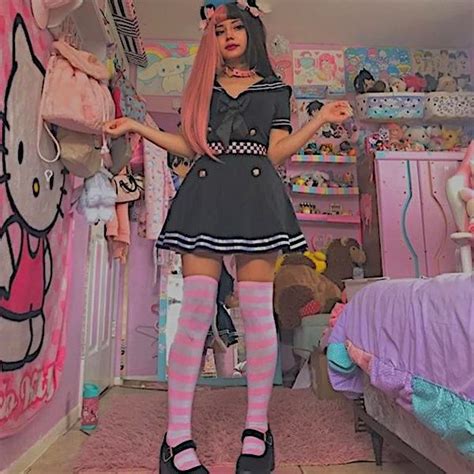 ↣ 𝐚𝐯𝐢𝐭𝐚𝐥 ♡ Pastel Goth Fashion Pretty Outfits Alternative Outfits