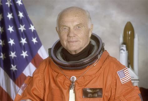 Review Of The Life Of John Glenn First American To Orbit Earth Dies At 95