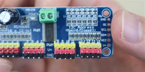 Connect Up To 992 Servos To An Arduino Using I2c Just 2 Pins The